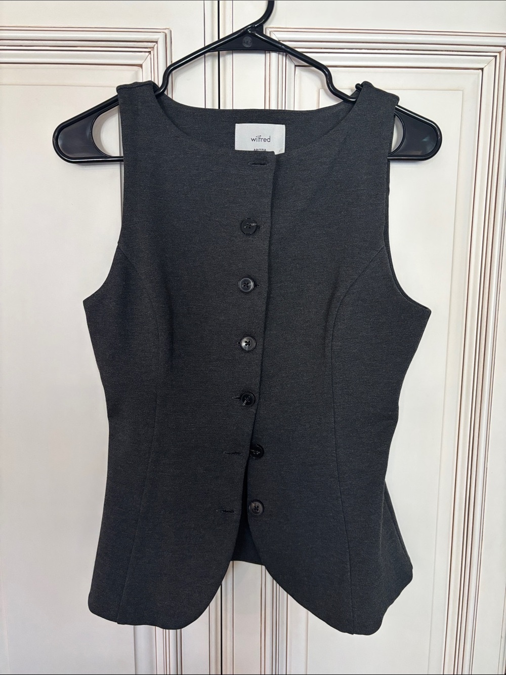 Wilfred Dark Charcoal Button-Front vest